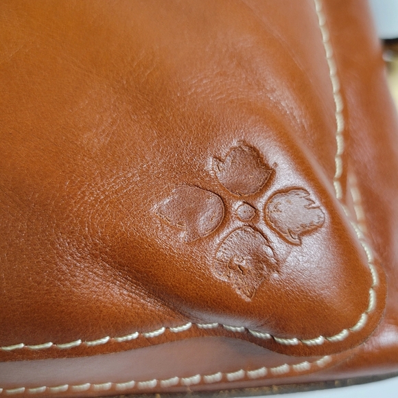 Patricia Avellino Crossbody Tan Heritage Full Grain Leather Bag Antique Brass - Picture 6 of 14